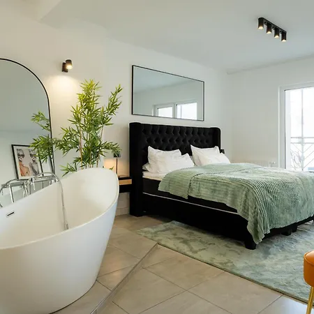 Deluxe-apartment - Zentrum - 3 Balkons - 118m2 - Netflix דירה