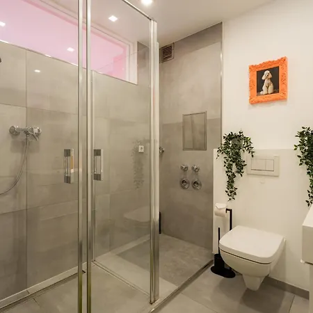 Deluxe-apartment - Zentrum - 3 Balkons - 118m2 - Netflix בוכום
