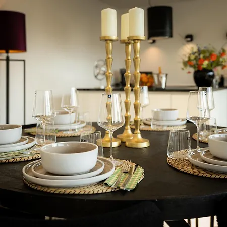 Deluxe-apartment - Zentrum - 3 Balkons - 118m2 - Netflix *